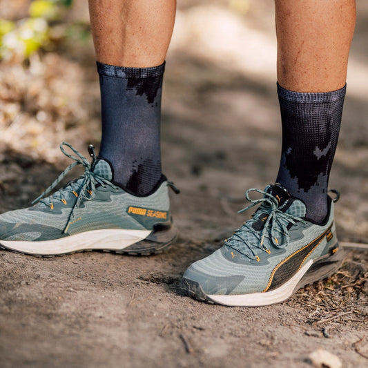 Black Gravel Minimalist Crew Socks
