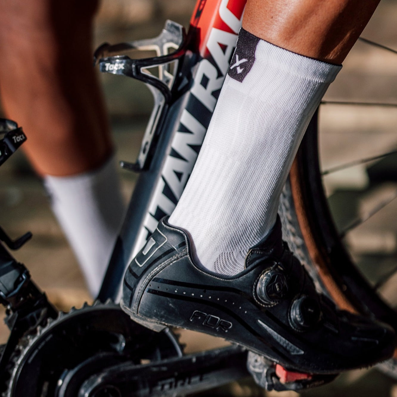 Slight White Minimalist Crew Socks